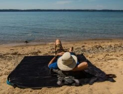 Belmont Blanket HellaGood Adventure Blanket -Outdoor Camping Store IMG 0349