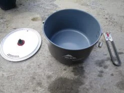 MSR WindBurner Sauce Pot 2.5L -Outdoor Camping Store IMG 3041