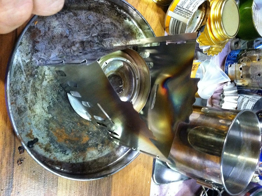 Esbit Folding Stove And Pot Stand 3 Esbit Folding Stove And Pot Stand - Image 3